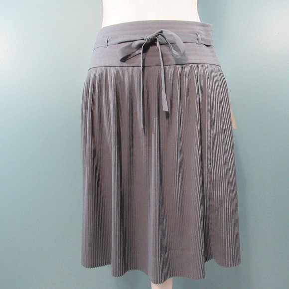 Anthropologie Leifsdottir Gray Pleated Swing Skirt - Picture 2 of 8